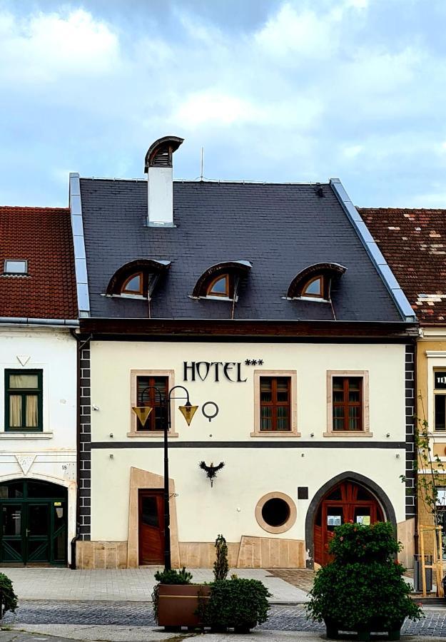 Hotel Cierny Orol Rožňava Exterior foto